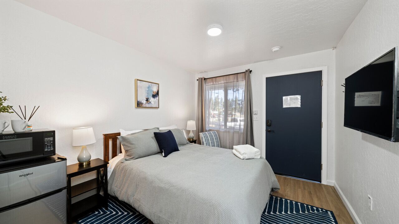 AL Unit 2 · Adventure Lodge