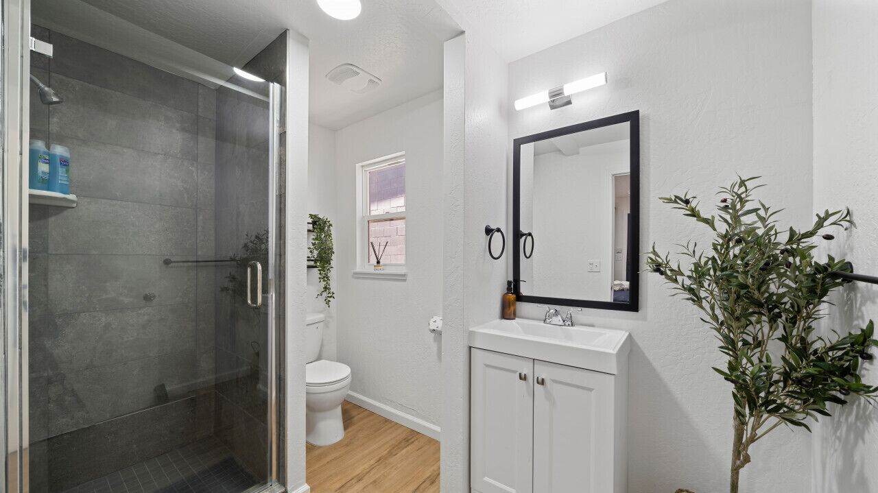 AL Unit 5 · Adventure Lodge