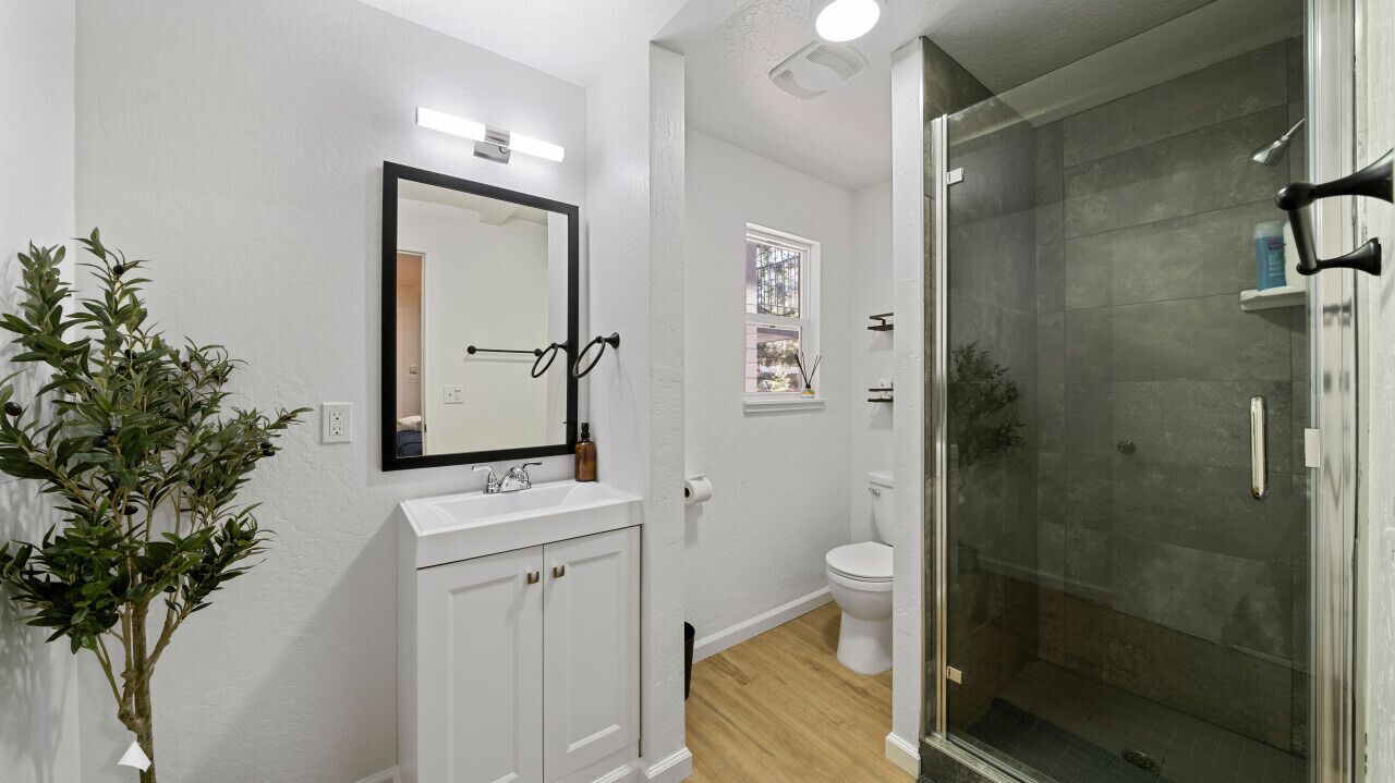 AL Unit 6 · Adventure Lodge