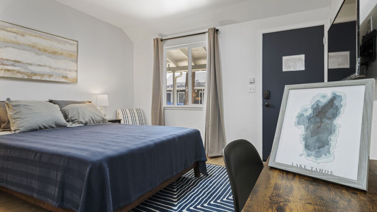 AL Unit 10 · Adventure Lodge