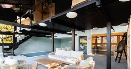 Mr. Görgey Art Hotel & Bisztró