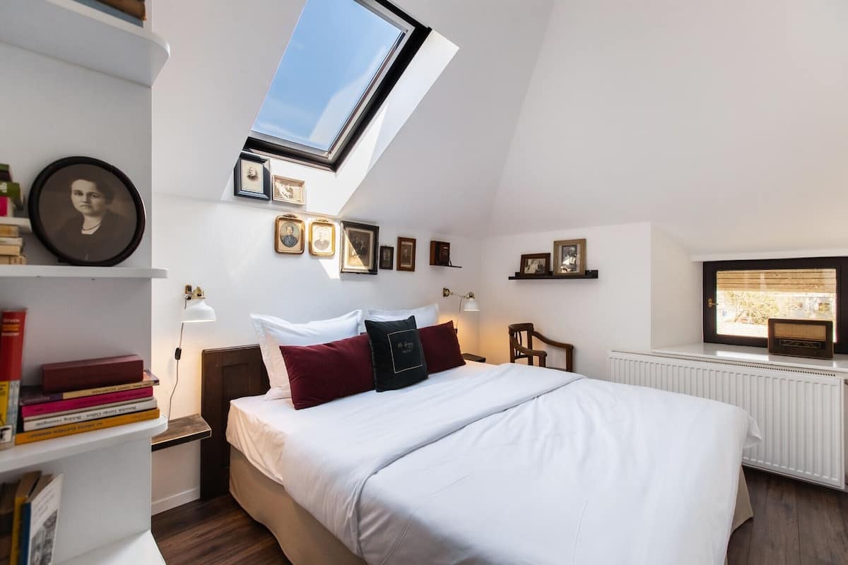 Economy Room | 1 bedroom, individually decorated, individually furnished, desk