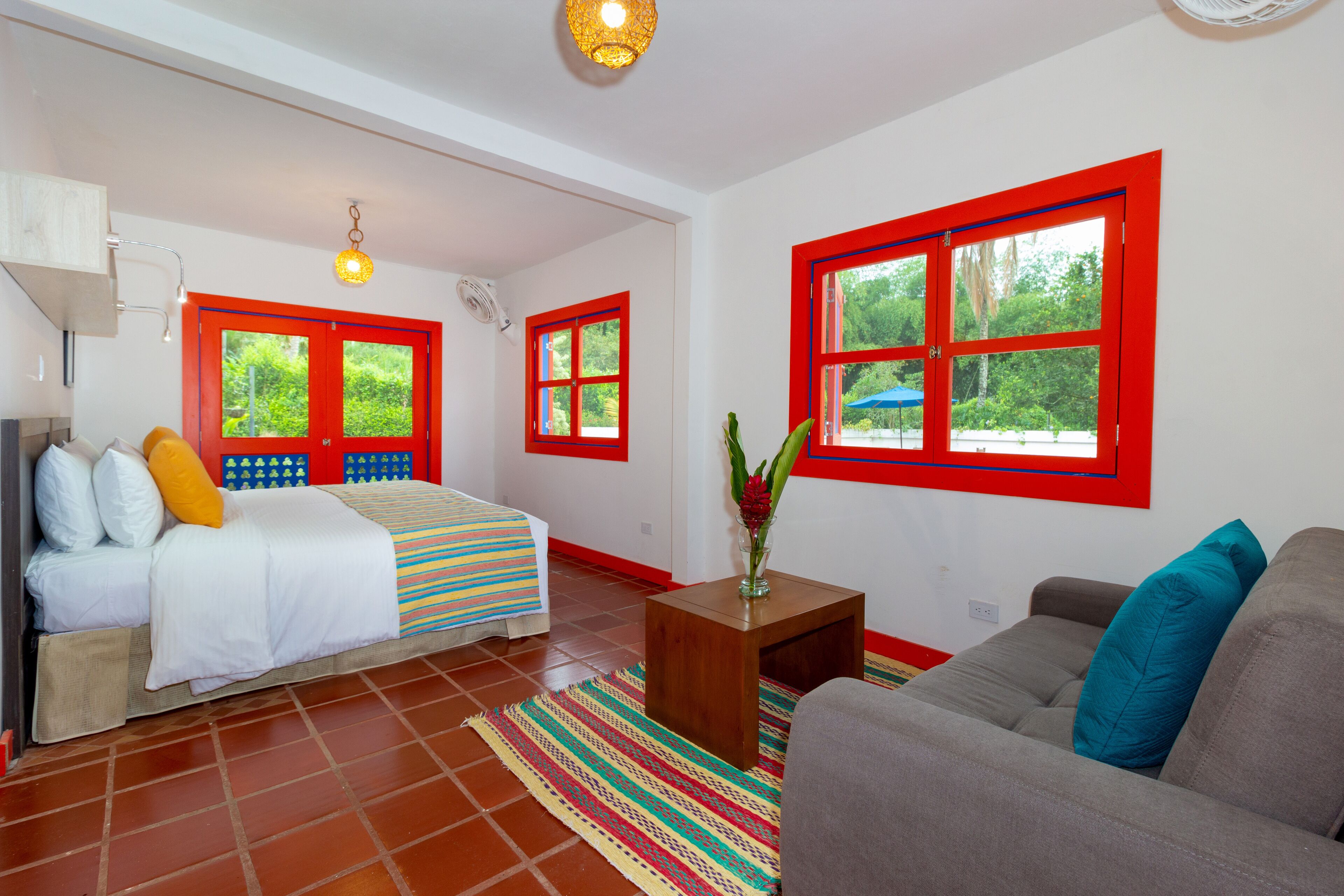 32-Zoll-Smart-TV mit Kabelempfang, Fernseher