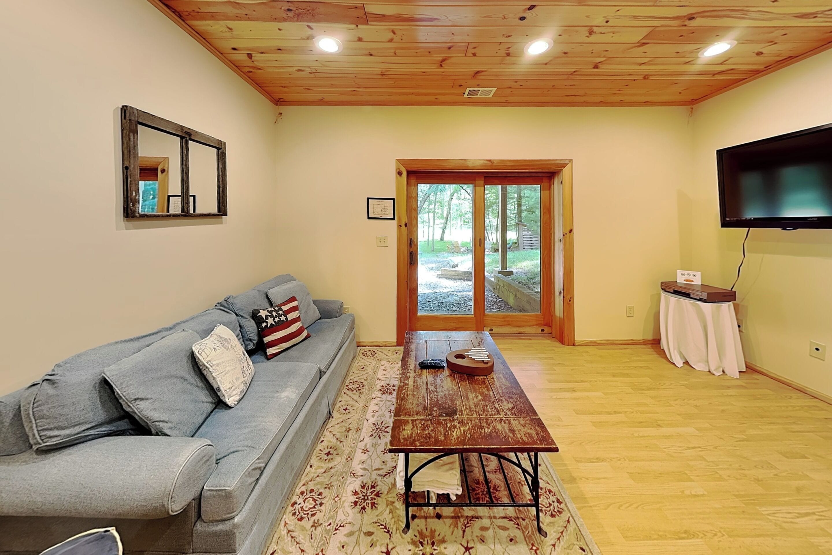 House (3 Bedrooms) | Property amenity