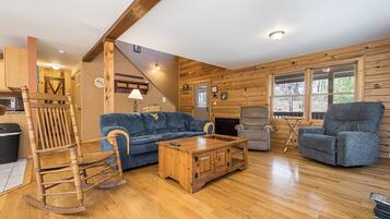 House (3 Bedrooms) | Property amenity