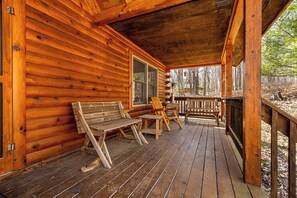 House (3 Bedrooms) | Property amenity - Crazy Idea by Taylor Made Deep Creek (McHenry)