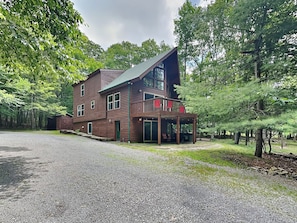 House (4 Bedrooms) | Property amenity