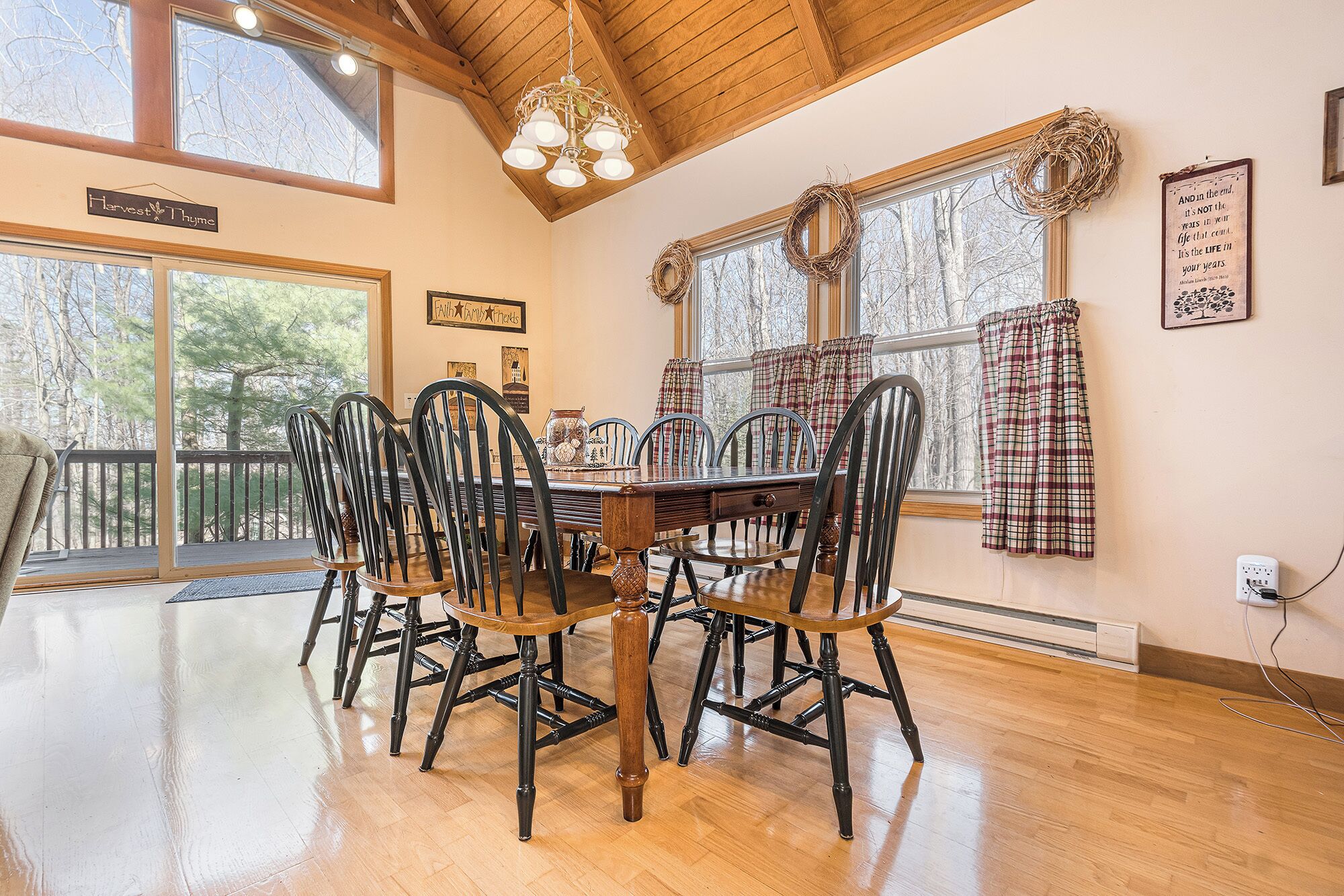 House (4 Bedrooms) | Property amenity