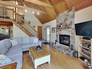 House (4 Bedrooms) | Property amenity