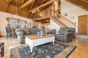 Casa (4 Bedrooms) | Servicio de la propiedad