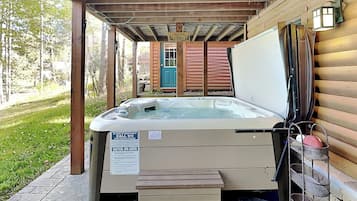 House (2 Bedrooms) | Property amenity
