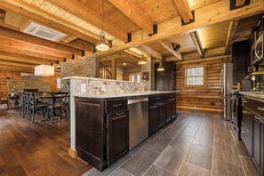 Casa (5 Bedrooms) | Comodidades da propriedade