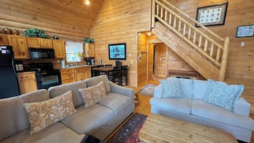 House (2 Bedrooms) | Property amenity