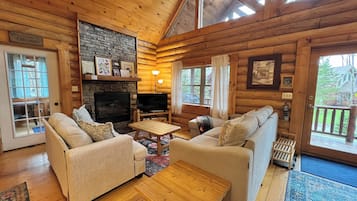 House (2 Bedrooms) | Property amenity