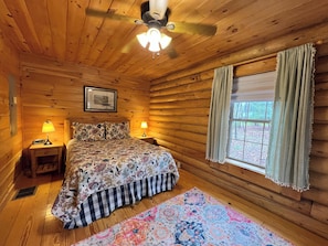 House (2 Bedrooms) | Property amenity