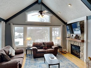 House (5 Bedrooms) | Property amenity - Owl Be Back by Taylor Made Deep Creek (Oakland)