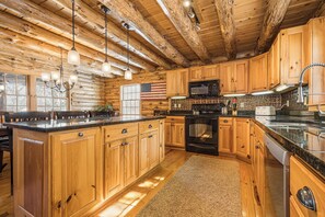 House (5 Bedrooms) | Property amenity - Montana East by Taylor Made Deep Creek (Oakland)