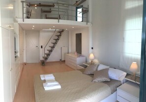 Villa | 4 sovrum och skrivbord
