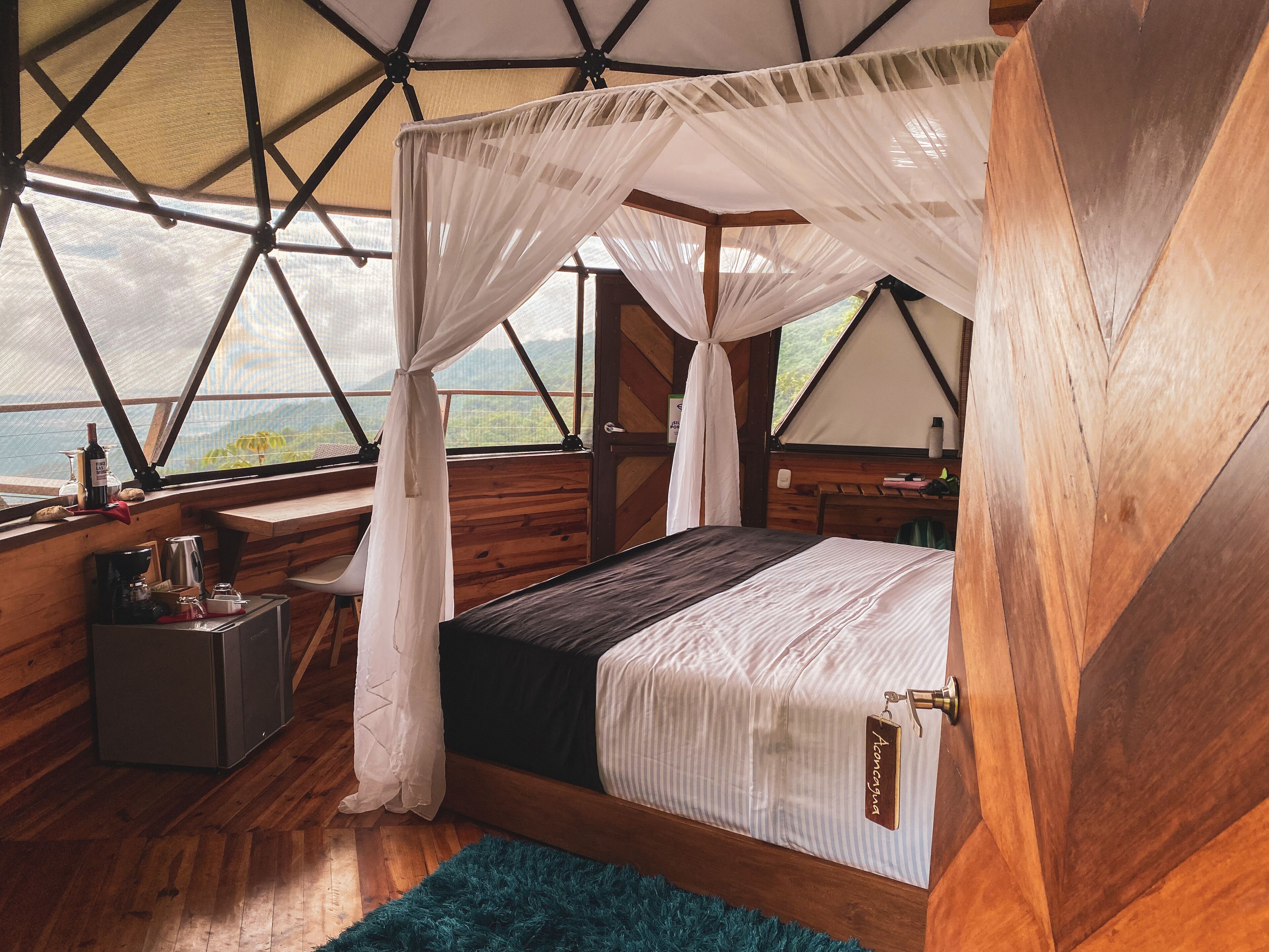 Suite Deluxe | Wifi gratis y ropa de cama 