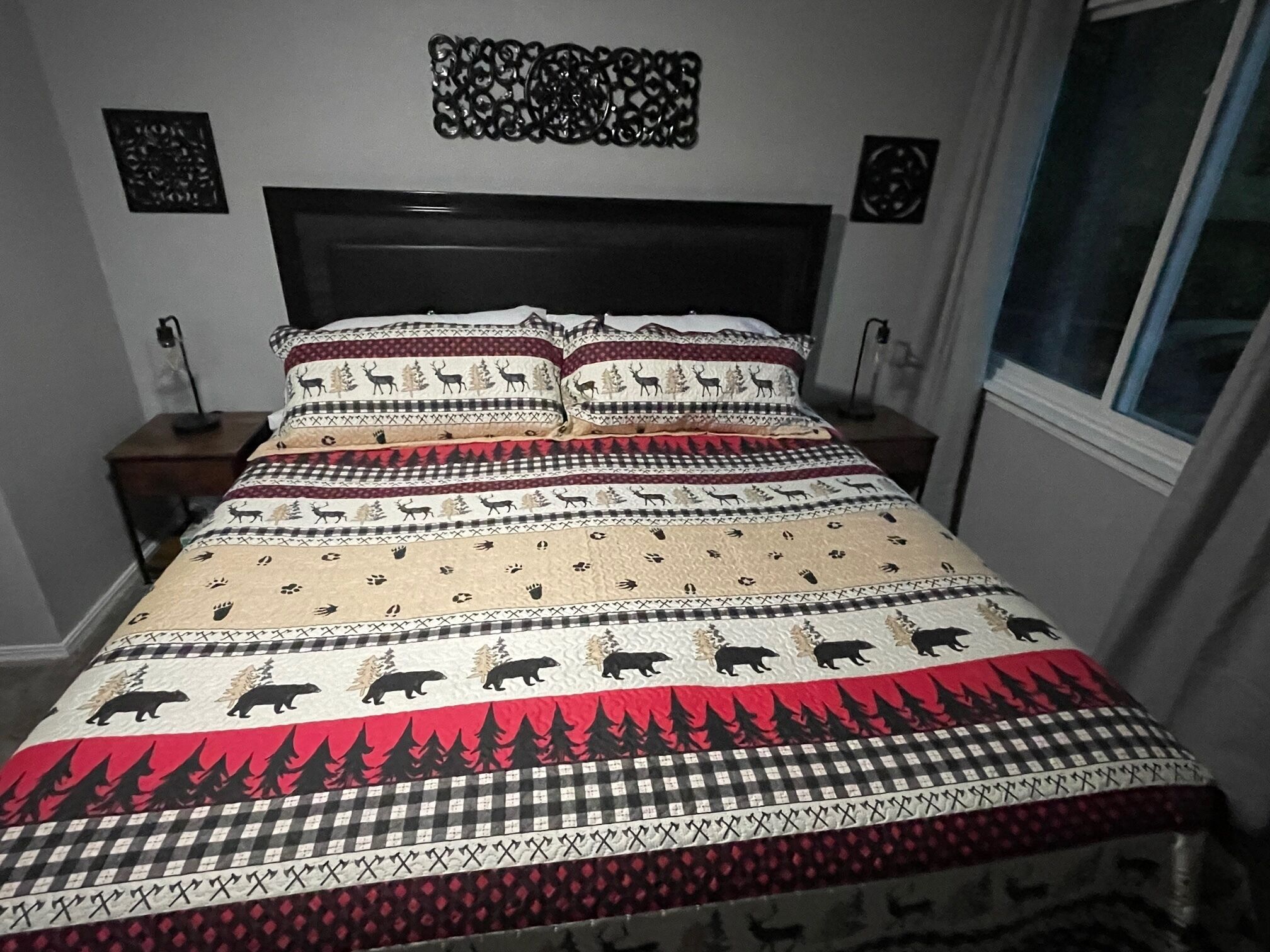 3 bedrooms, iron/ironing board, free WiFi, bed sheets