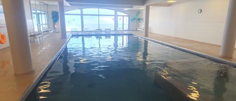 Piscine couverte, piscine chauffée