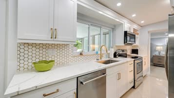 Vila (4 Bedrooms) | Interior