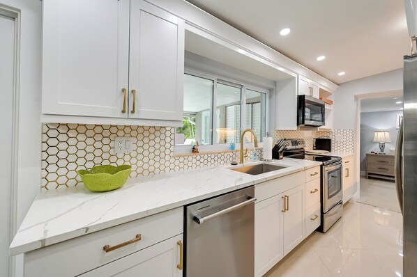 Villa (4 Bedrooms) | Interior