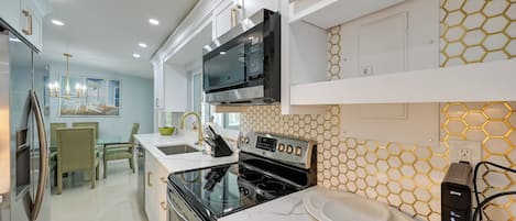 Villa (4 Bedrooms) | Interior