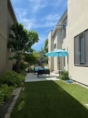 Terrace/patio - 4 Bdrm Plus Office Niche in Southeast Boise Near Neighborhood Pool! (Boise)