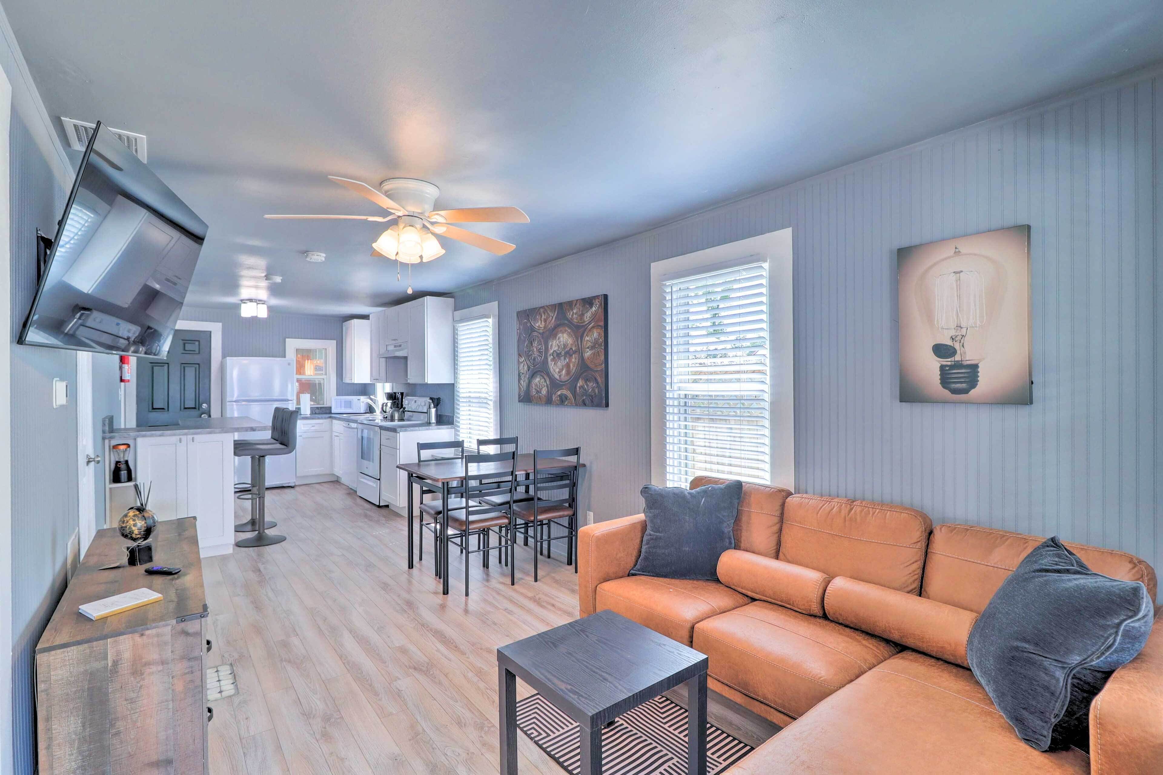 1880s 'the Edison House' - Walk to Dtwn Fun!