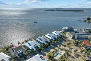 Apartment (1 Bedroom) | Interior - Walkable Beachfront Retreat on Cedar Key! (Cedar Key)