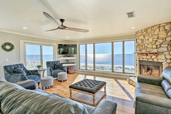 تلفزيون، كُتُب