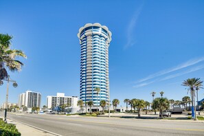 Interior - Beautiful Daytona Beach Shores Condo w/ Hot Tub! (Daytona Beach Shores)
