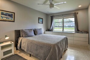 House (3 Bedrooms) | Interior