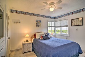 Apartment (3 Bedrooms) | Interior - Breezy & Beachy Belleair Condo: 12 Steps to Shore! (Belleair Beach)