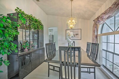 Pool + Game Room, 5 Mi to Disney: Kissimmee Home!