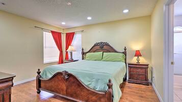 Casa (Multiple Bedrooms) | Interior