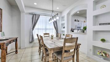 House (Multiple Bedrooms) | Interior