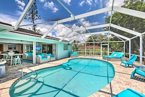 House (3 Bedrooms) | Front of property