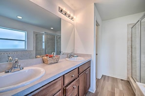 Interior - Bright Cypress Gardens Home Near Legoland! (Winter Haven)