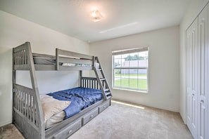 House (3 Bedrooms) | Interior