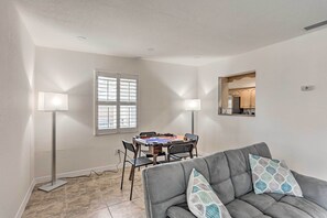 House (3 Bedrooms) | Interior - Bright Port St Lucie Home w/ Private Pool! (Port Saint Lucie)