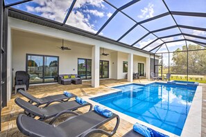 House (4 Bedrooms) | Interior - Private Pool: Canalfront Home in Cape Coral (Cape Coral)