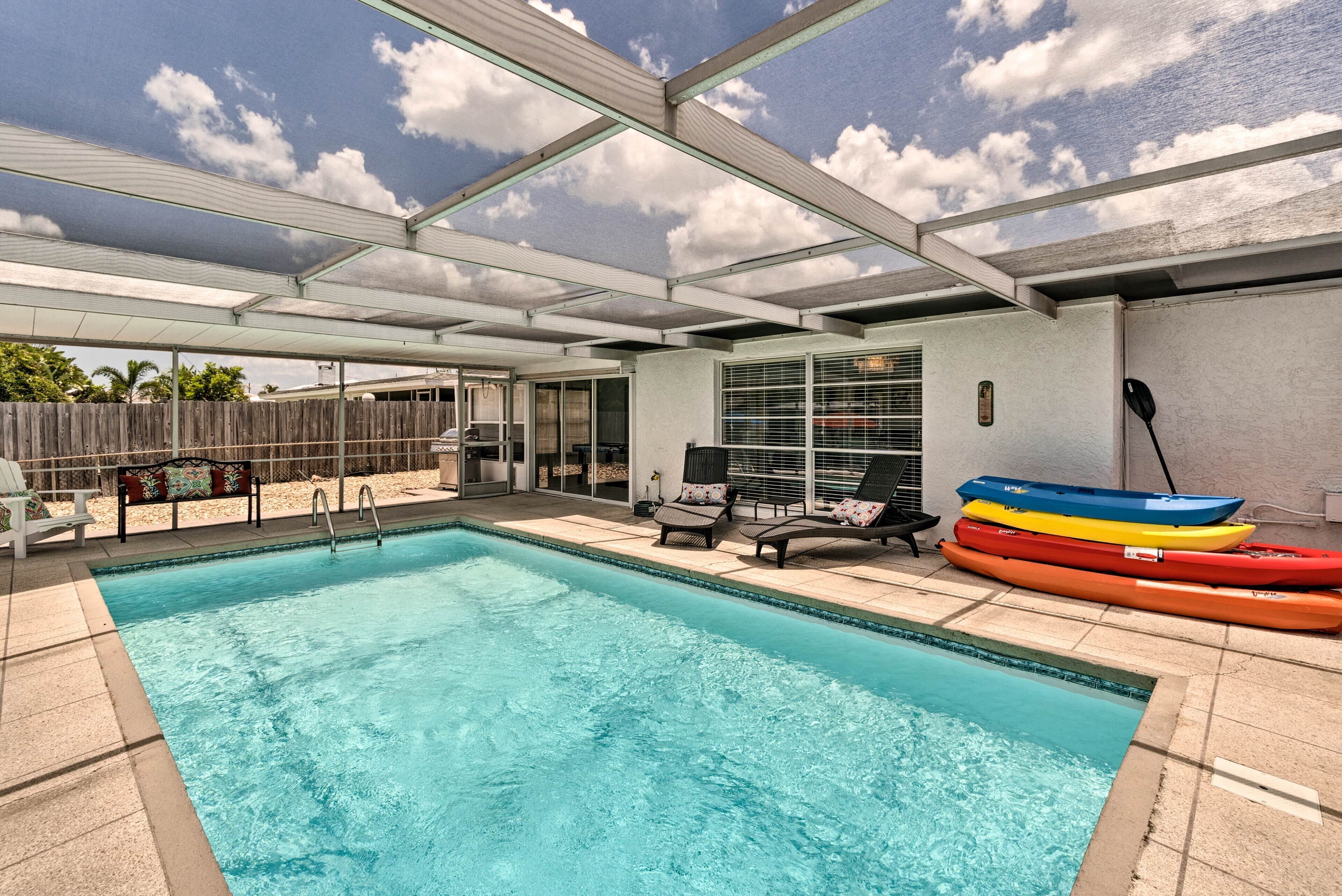 Canalfront Bradenton Home w/ Dock & Pool!