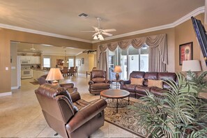 منزل (3 Bedrooms) | المنشأة من الداخل