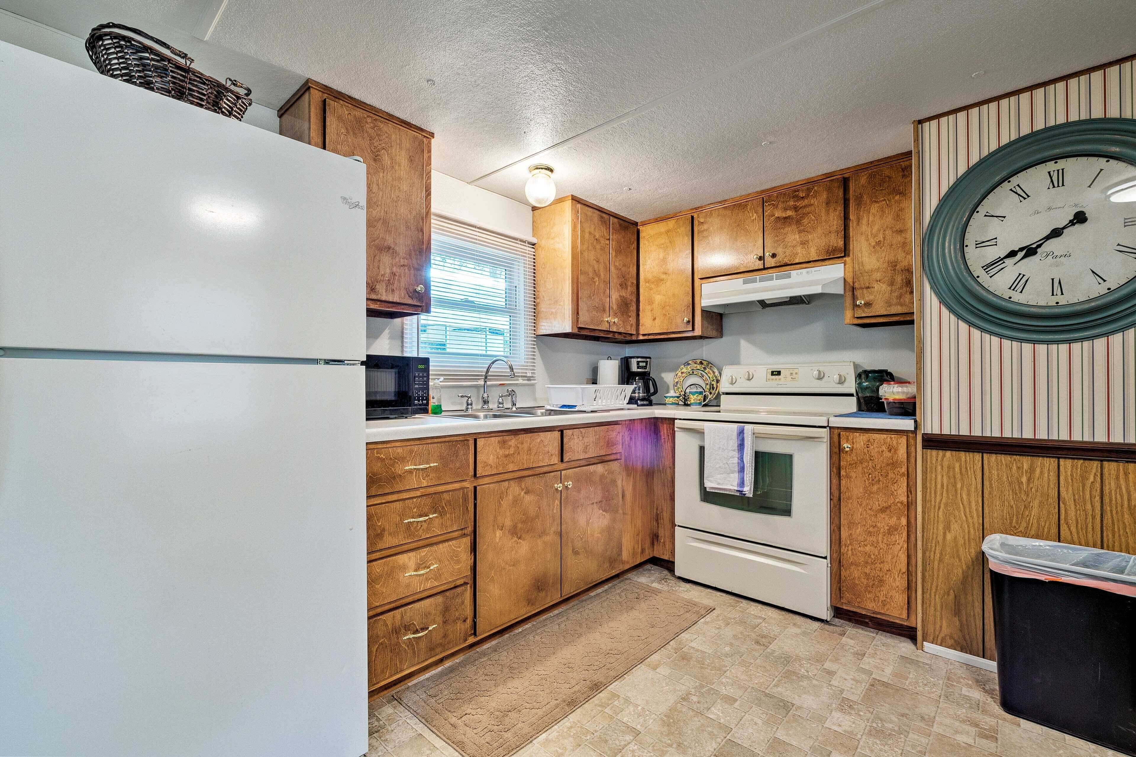 House (2 Bedrooms) | Interior