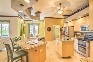 House (4 Bedrooms) | Interior - Canalfront Cape Coral Home w/ Private Dock! (Cape Coral)