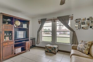 House (2 Bedrooms) | Interior - Canalfront Retreat w/ Heated Pool & Hot Tub! (Port Charlotte)