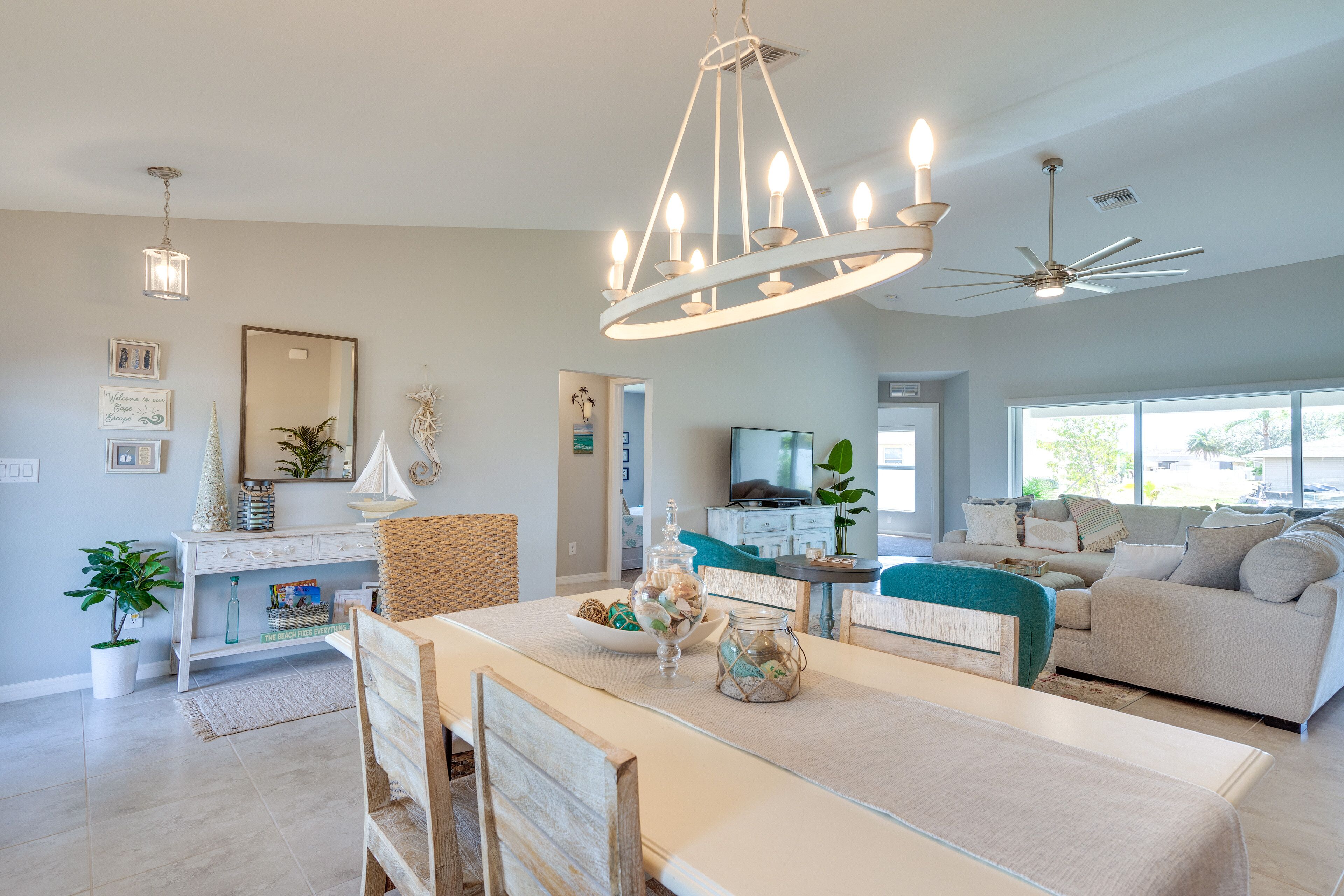 Cape Coral Vacation Rental Near Golfing & Beaches!