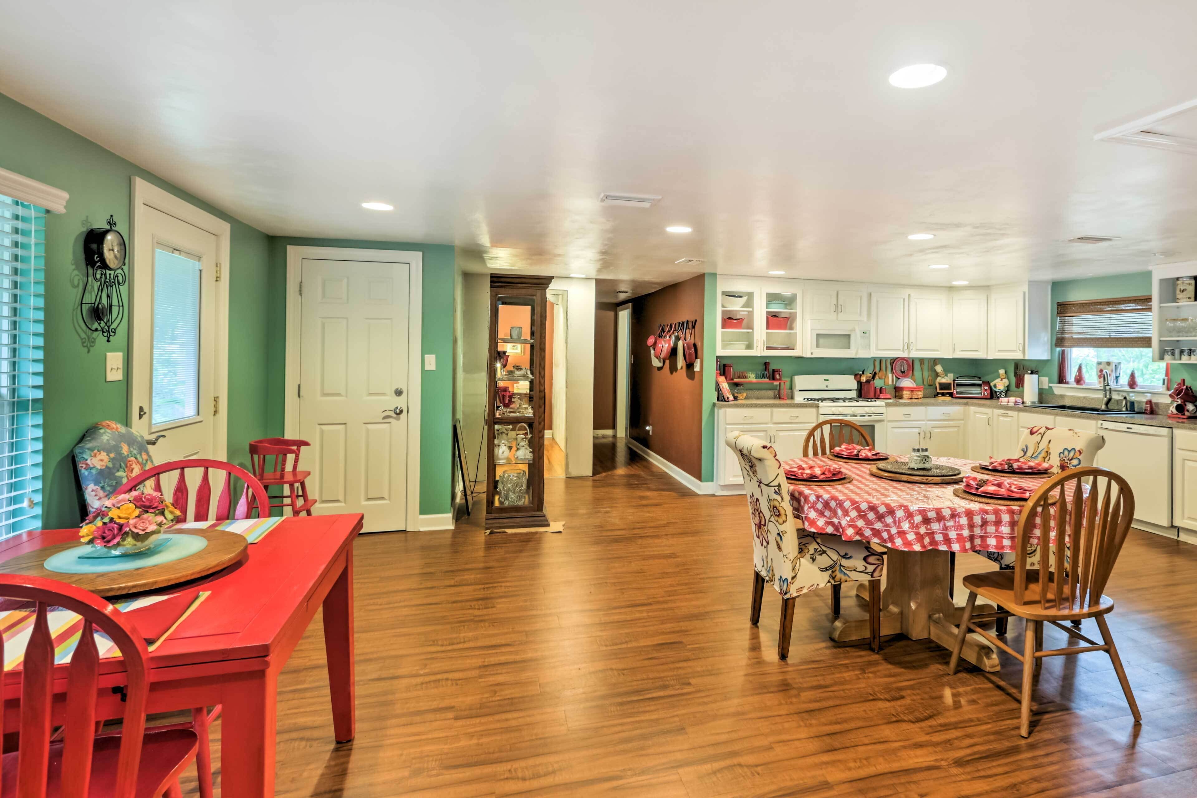 Carrabelle Home Near River, Beach & Downtown!